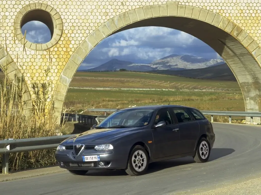 Alfa Romeo 156 рестайлинг 2002, универсал, 1 поколение, 932 (03.2002 - 07.2003)