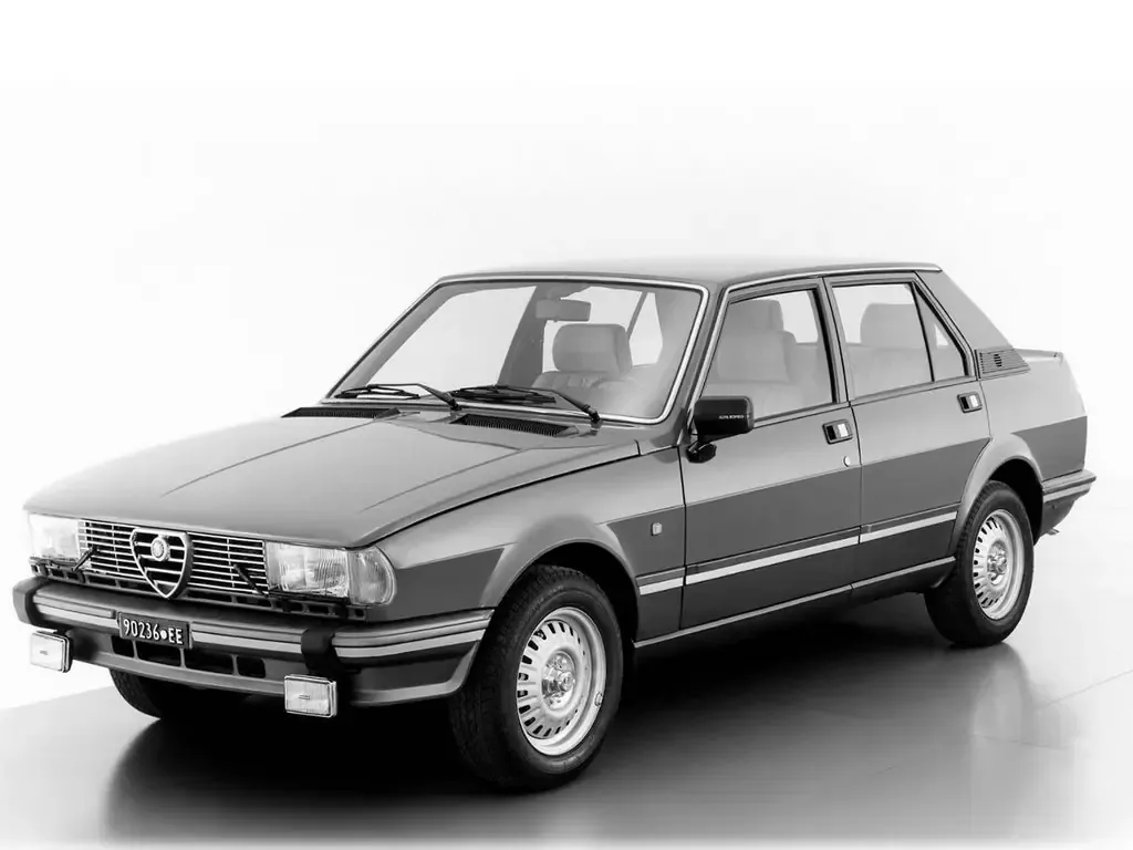 Alfa Romeo Giulietta 1977, седан, 2 поколение, 116 (11.1977 - 12.1985)