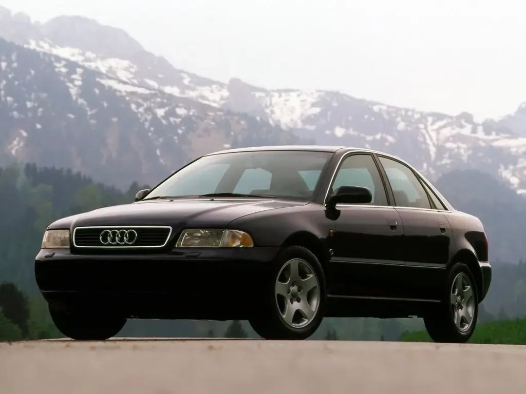 Audi A4 1994, седан, 1 поколение, B5 (11.1994 - 07.1996)