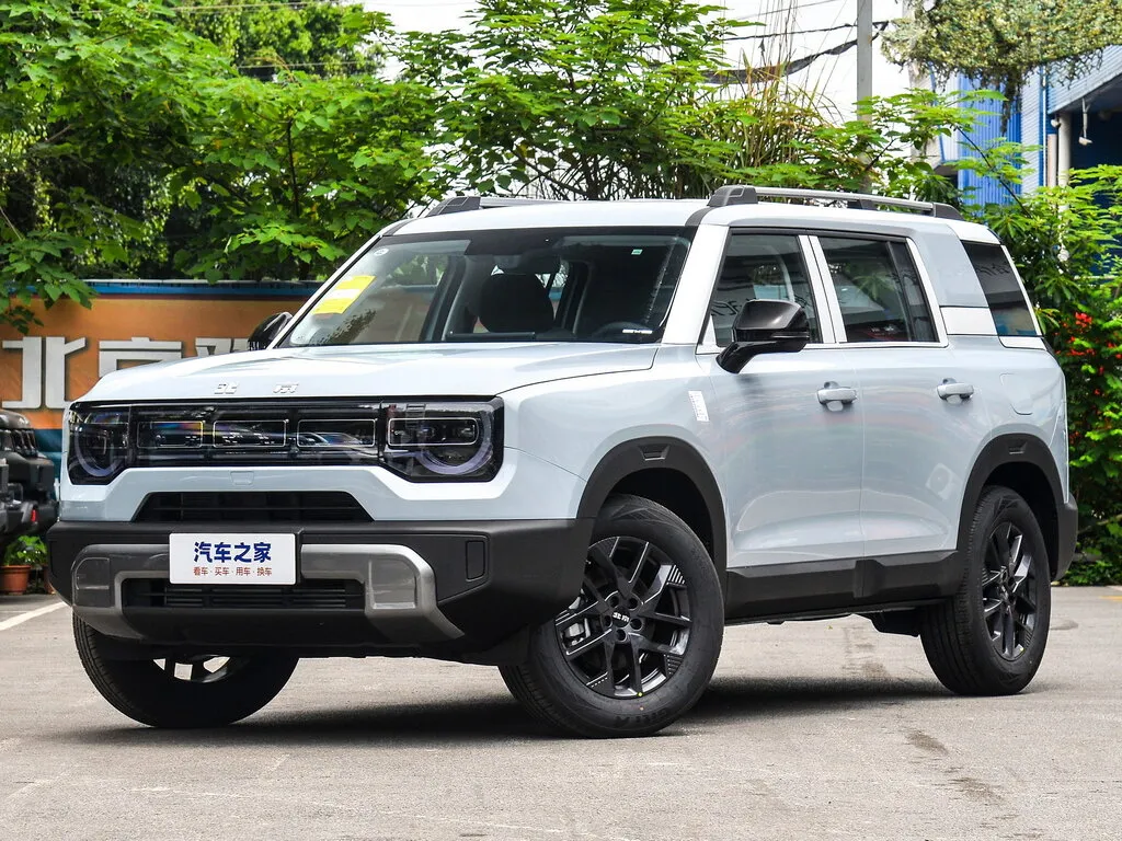 BAIC BJ30 2024, джип/suv 5 дв., 2 поколение (03.2024 - н.в.)