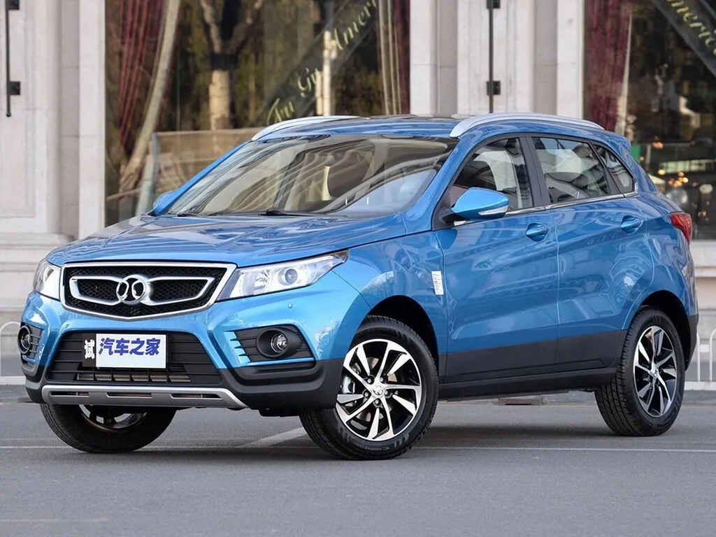 BAIC Senova X55 2015, джип/suv 5 дв., 1 поколение (11.2015 - 06.2018)
