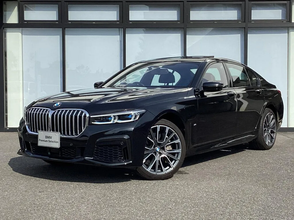 BMW 7-Series рестайлинг 2019, седан, 6 поколение (06.2019 - 06.2022)