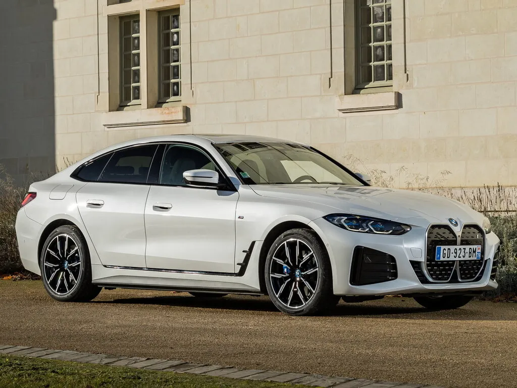 BMW i4 2021, лифтбек, 1 поколение, G26 (03.2021 - н.в.)