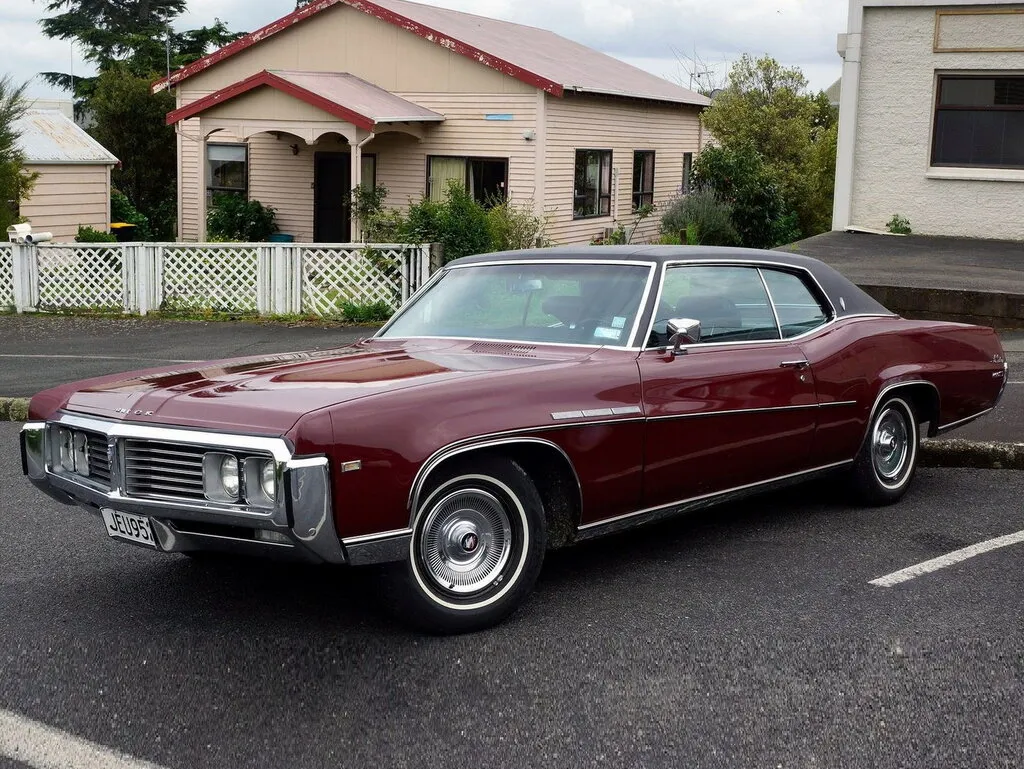 Buick LeSabre 4-й рестайлинг 1968, купе, 3 поколение (09.1968 - 09.1969)