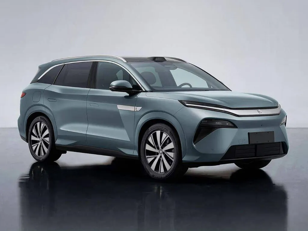 BYD Tang L 2025, джип/suv 5 дв., 1 поколение (01.2025 - н.в.)