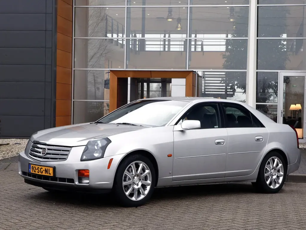 Cadillac CTS 2002, седан, 1 поколение (01.2002 - 11.2007)