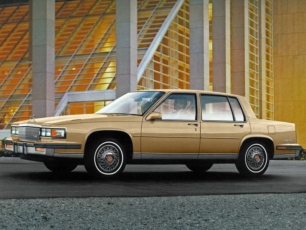 Cadillac DeVille 1984, седан, 8 поколение (05.1984 - 04.1988)