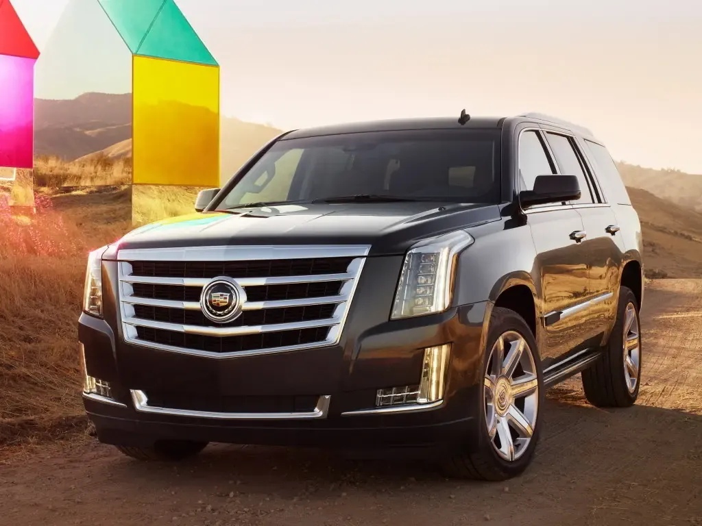 Cadillac Escalade 2013, джип/suv 5 дв., 4 поколение (10.2013 - 11.2021)