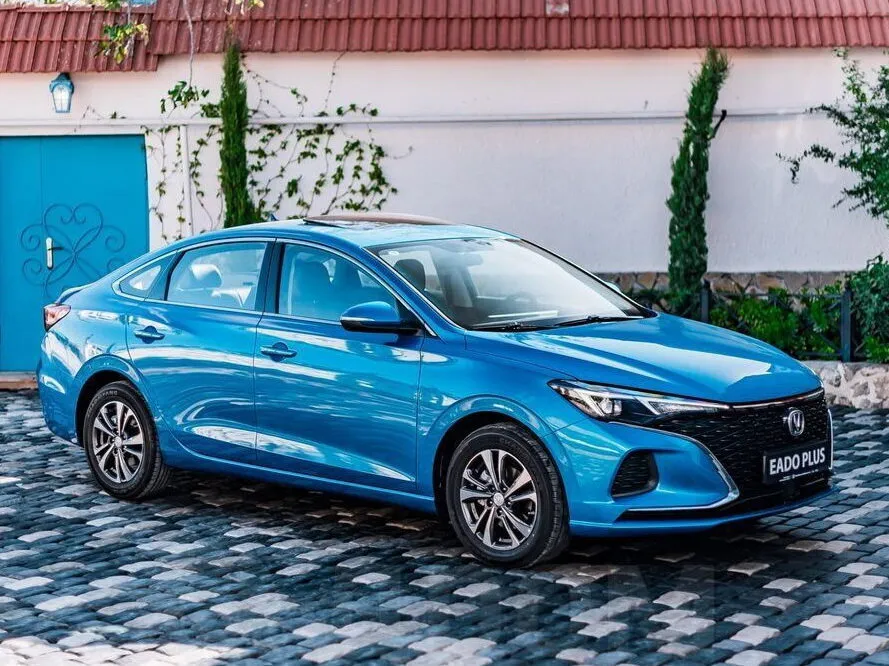 Changan Eado Plus 2019, седан, 1 поколение (12.2019 - н.в.)