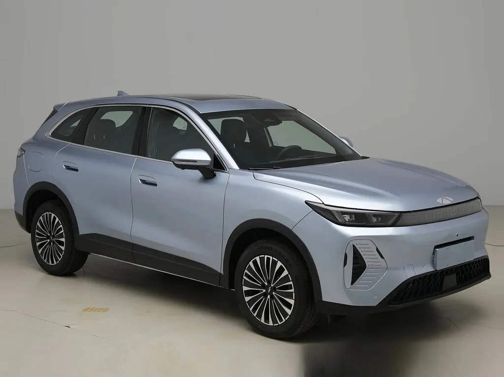 Chery Fulwin T8L 2025, джип/suv 5 дв., 1 поколение (11.2025 - н.в.)