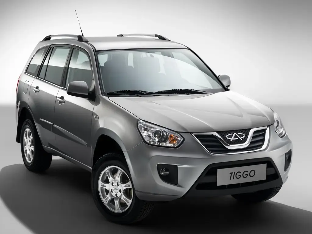 Chery Tiggo T11 рестайлинг 2013, джип/suv 5 дв., 1 поколение (08.2013 - 11.2016)
