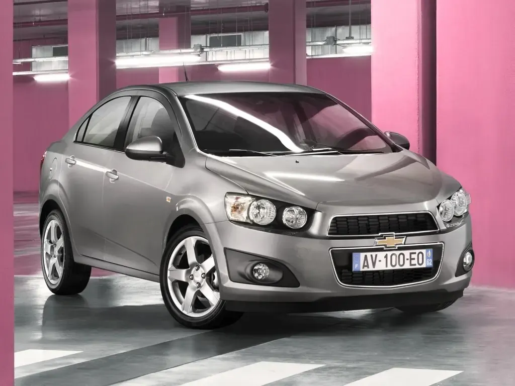 Chevrolet Aveo 2011, седан, 2 поколение, T300 (10.2011 - 09.2015)
