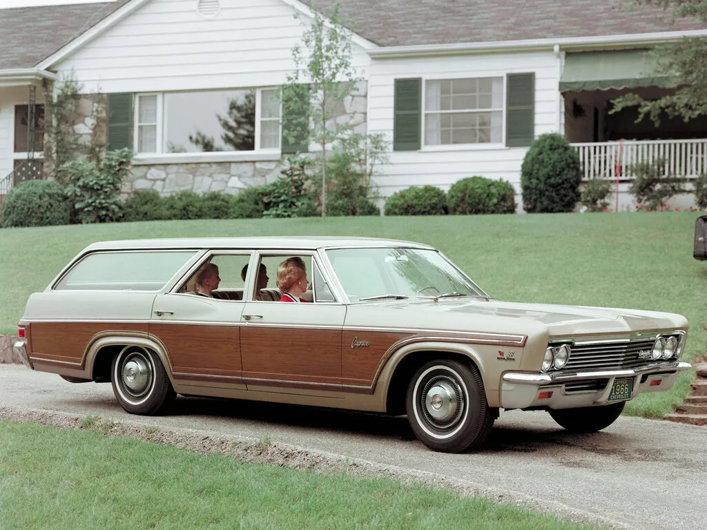 Chevrolet Caprice рестайлинг 1965, универсал, 1 поколение (10.1965 - 09.1966)