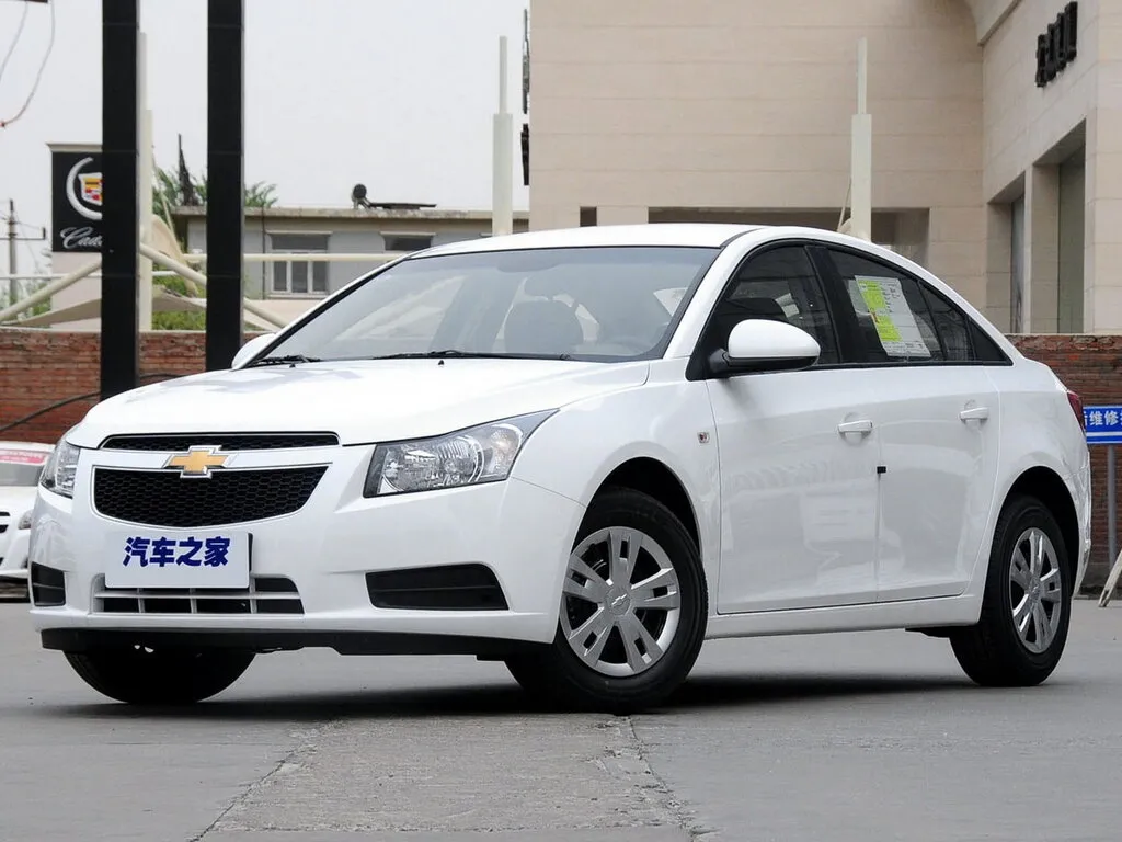 Chevrolet Cruze 2008, седан, 1 поколение, J300 (08.2008 - 07.2014)