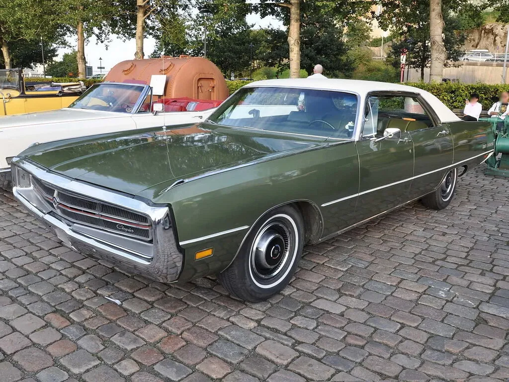 Chrysler 300 1968, седан, 3 поколение (10.1968 - 09.1969)