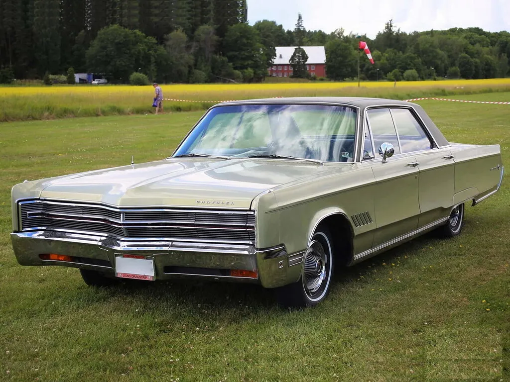 Chrysler 300 3-й рестайлинг 1967, седан, 2 поколение (10.1967 - 09.1968)