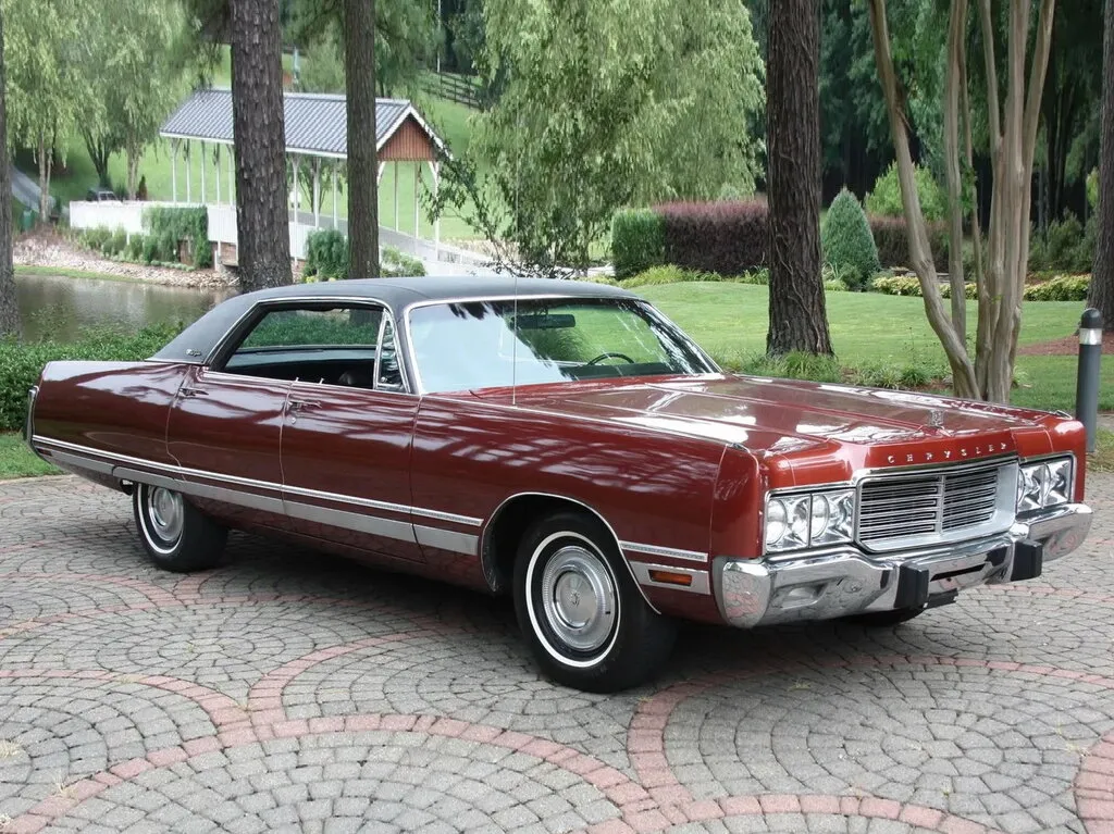 Chrysler New Yorker 3-й рестайлинг 1972, седан, 8 поколение, 3C-H (10.1972 - 09.1973)