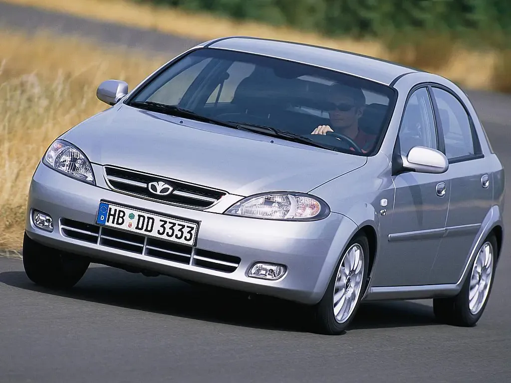 Daewoo Lacetti рестайлинг 2004, хэтчбек 5 дв., 1 поколение, J200 (03.2004 - 10.2009)