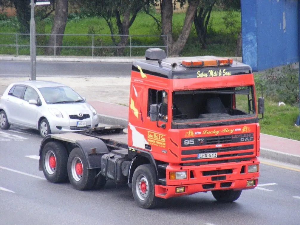 DAF 95 6x2 1987, седельный тягач, 1 поколение (09.1987 - 01.1998)