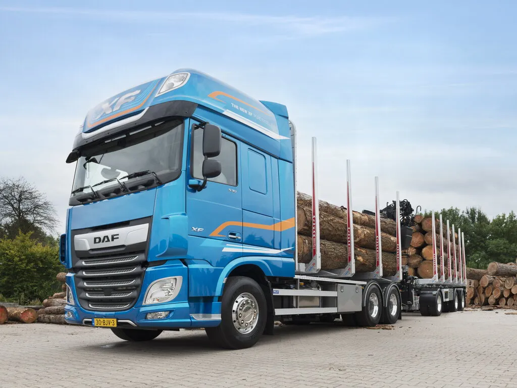 DAF XF 6x4 2013, шасси, 4 поколение (02.2013 - н.в.)