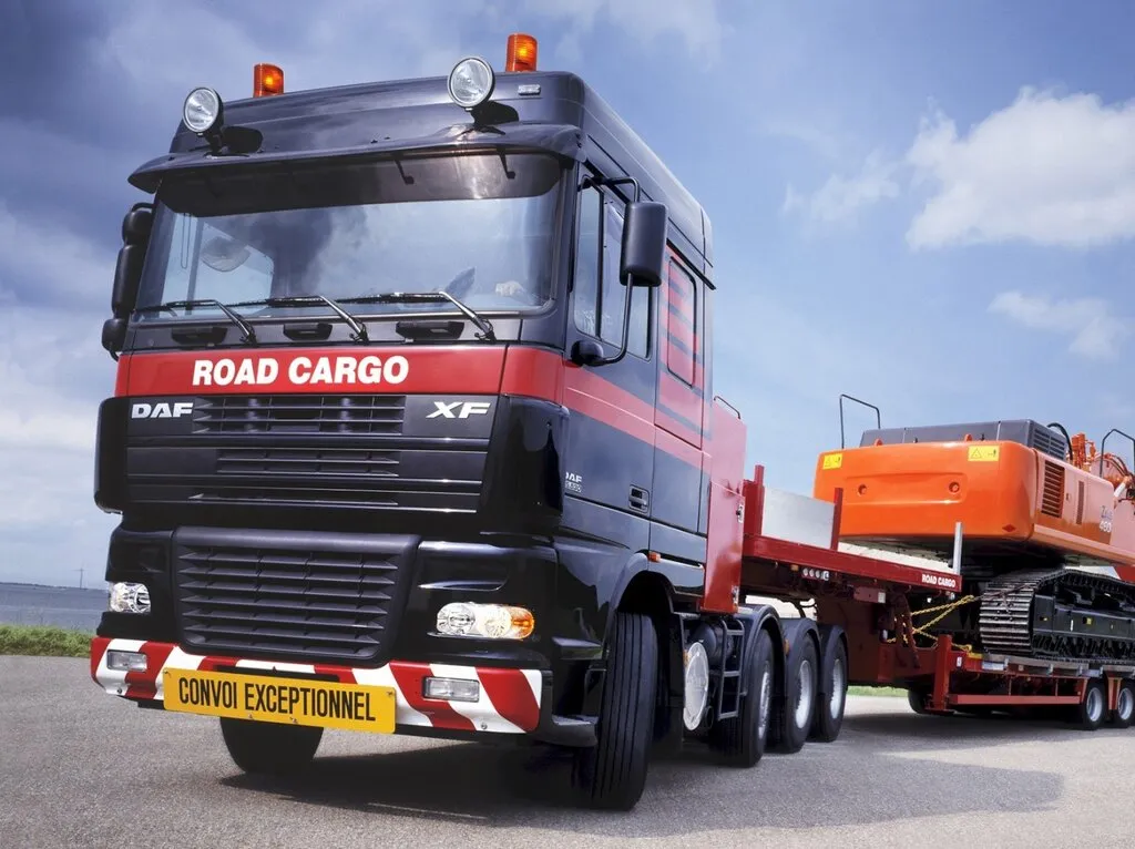 DAF XF 8x4 2002, седельный тягач, 2 поколение, XF95 (10.2002 - 09.2006)