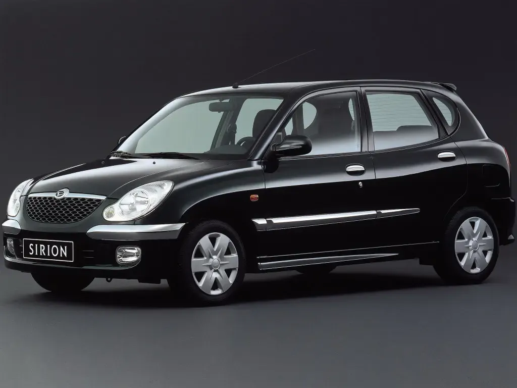 Daihatsu Sirion рестайлинг 2001, хэтчбек 5 дв., 1 поколение, M100 (12.2001 - 07.2004)