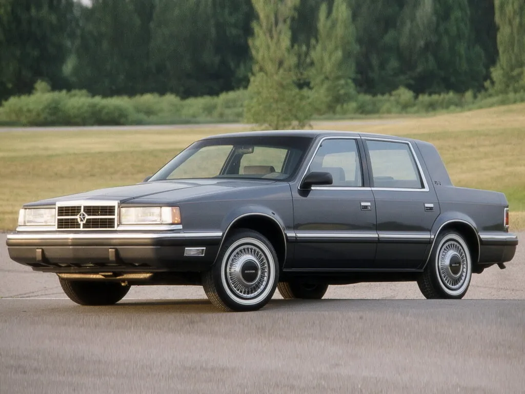 Dodge Dynasty 1987, седан, 1 поколение (05.1987 - 08.1993)