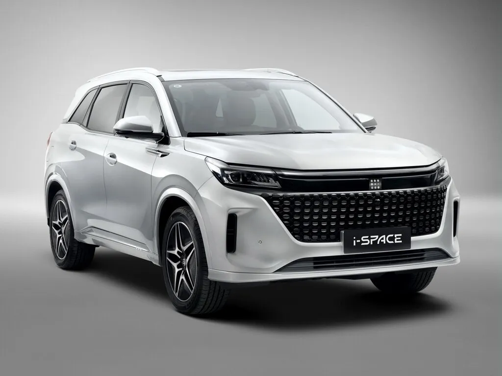 Эволют i-Space 2023, джип/suv 5 дв., 1 поколение (12.2023 - н.в.)