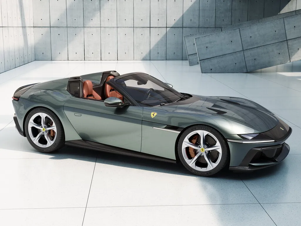 Ferrari 12Cilindri 2024, открытый кузов, 1 поколение (05.2024 - н.в.)