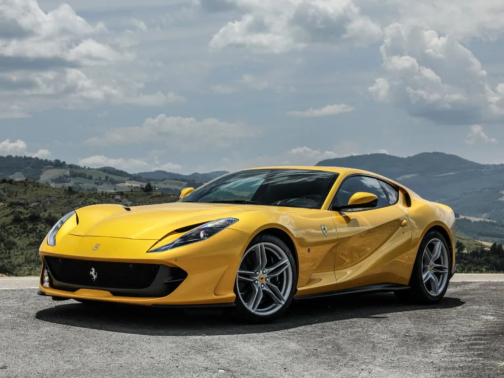 Ferrari 812 Superfast 2017, купе, 1 поколение (03.2017 - н.в.)