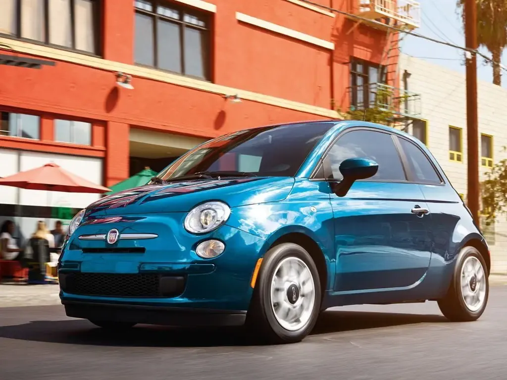 Fiat 500 рестайлинг 2016, хэтчбек 3 дв., 2 поколение, 312/FF (01.2016 - н.в.)