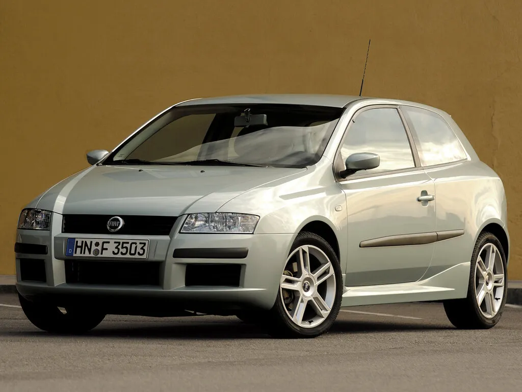 Fiat Stilo рестайлинг 2004, хэтчбек 3 дв., 1 поколение, 192 (09.2004 - 11.2006)