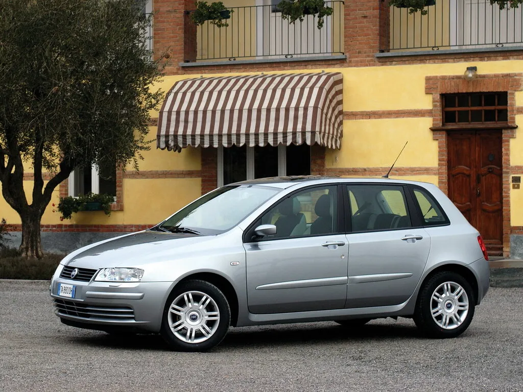 Fiat Stilo рестайлинг 2004, хэтчбек 5 дв., 1 поколение, 192 (09.2004 - 11.2006)