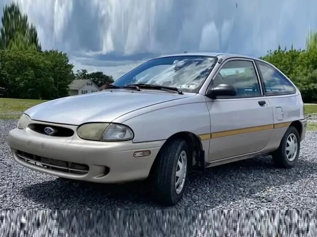 Ford Aspire рестайлинг 1996, хэтчбек 3 дв., 1 поколение (06.1996 - 11.1997)