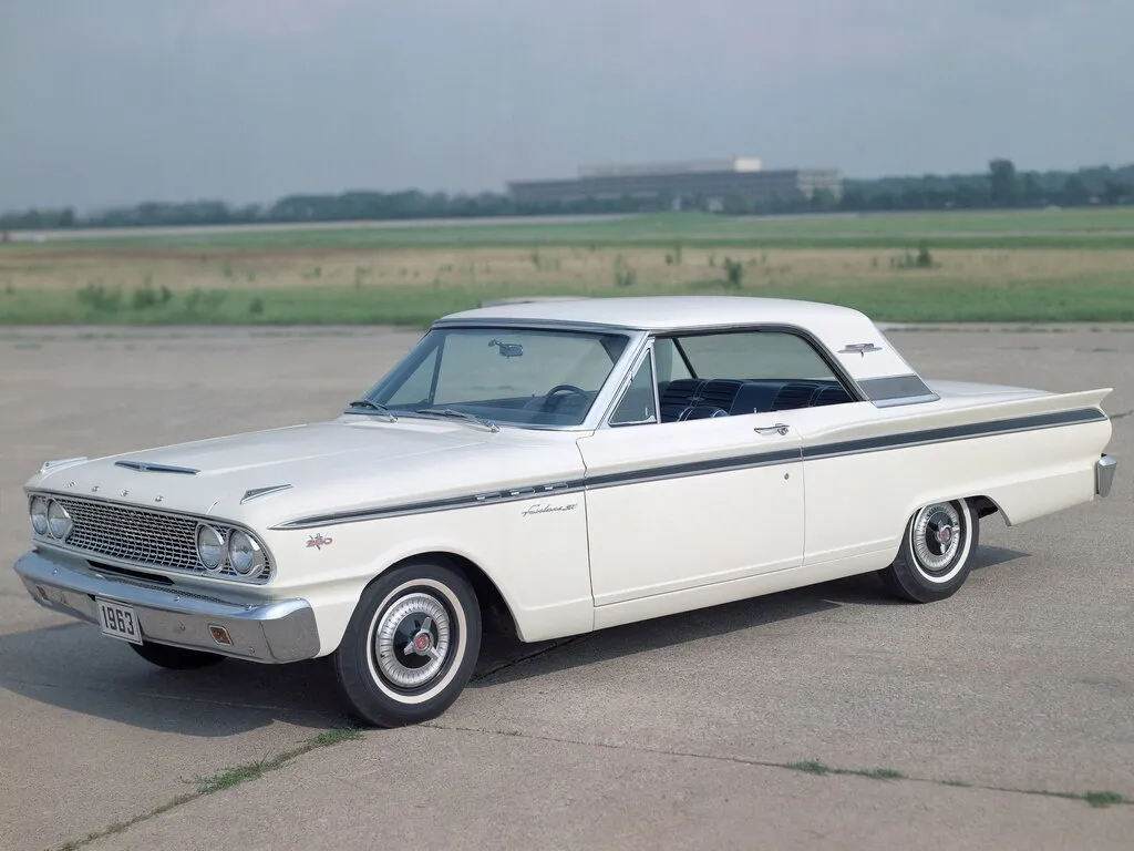 Ford Fairlane рестайлинг 1962, купе, 4 поколение (09.1962 - 09.1963)