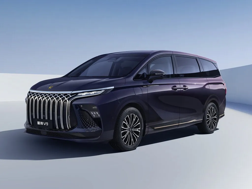 Forthing V9 2024, минивэн, 1 поколение (06.2024 - н.в.)