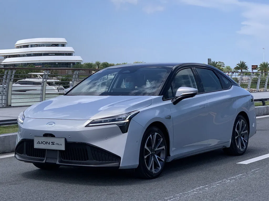 GAC Aion S Plus 2021, седан, 1 поколение (04.2021 - н.в.)