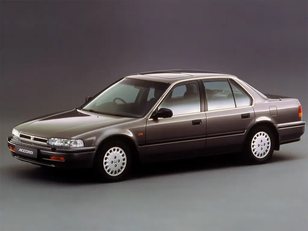 Honda Accord рестайлинг 1991, седан, 4 поколение, CB (07.1991 - 08.1993)
