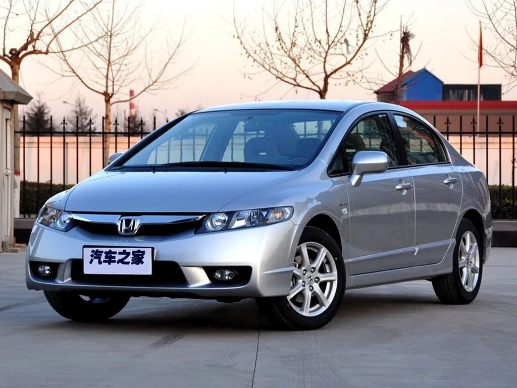 Honda Civic рестайлинг 2008, седан, 8 поколение (02.2008 - 08.2011)