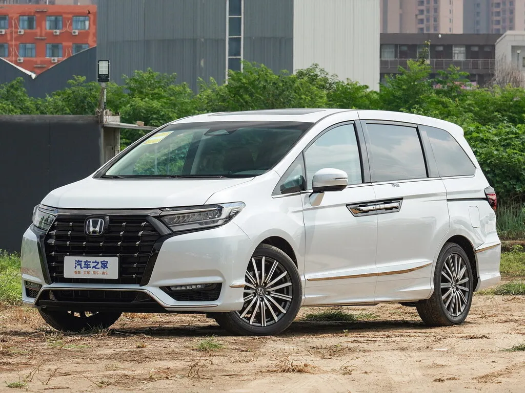 Honda Elysion 2-й рестайлинг 2021, минивэн, 2 поколение, RC (12.2021 - н.в.)