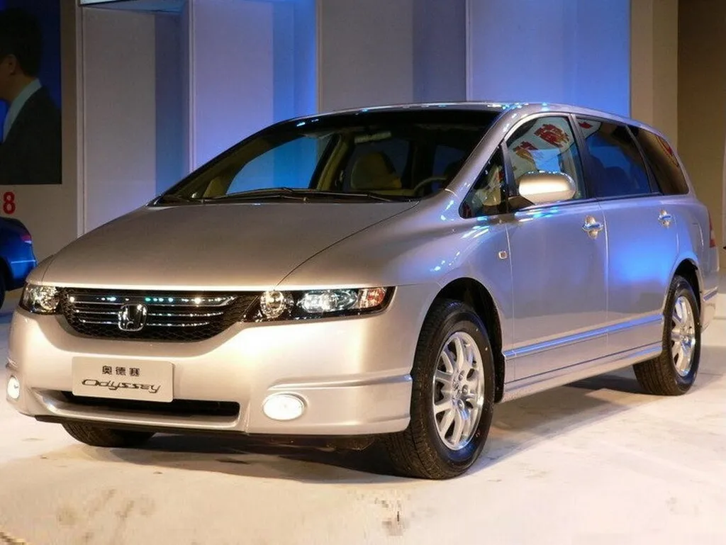 Honda Odyssey 2003, минивэн, 3 поколение (10.2003 - 03.2006)