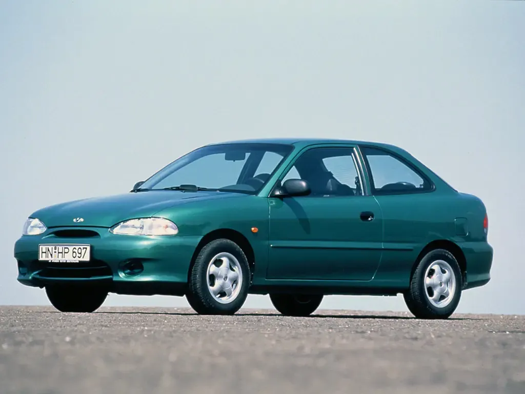 Hyundai Accent рестайлинг 1997, хэтчбек 3 дв., 1 поколение, X3 (02.1997 - 06.1999)