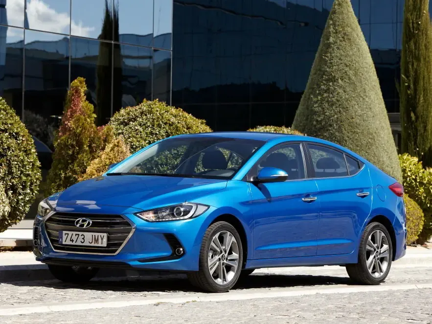 Hyundai Elantra 2015, седан, 6 поколение (09.2015 - 07.2019)