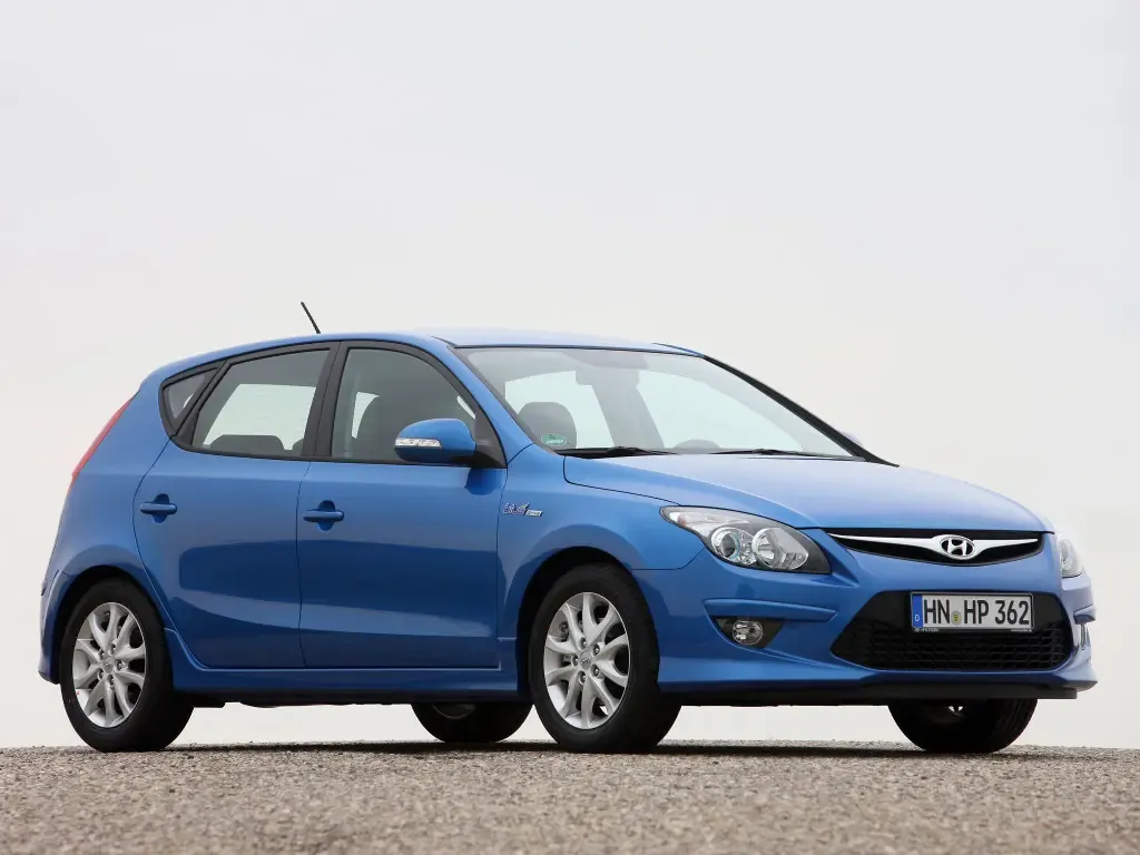 Hyundai i30 рестайлинг 2010, хэтчбек 5 дв., 1 поколение, FD (03.2010 - 12.2011)