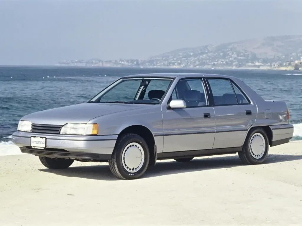 Hyundai Sonata 1988, седан, 2 поколение, Y2 (06.1988 - 02.1992)