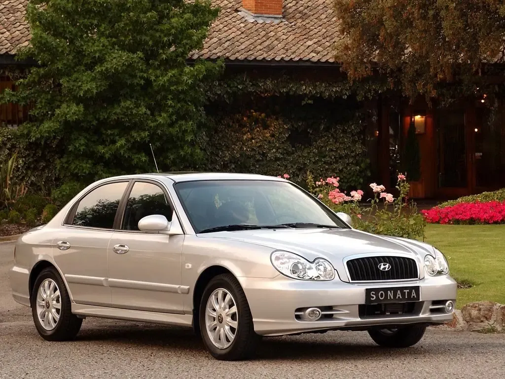 Hyundai Sonata рестайлинг 2001, седан, 4 поколение, EF (02.2001 - 08.2004)
