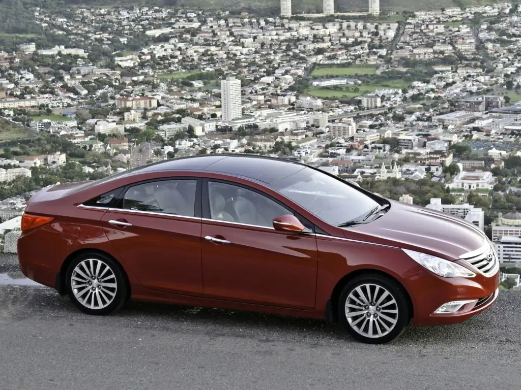 Hyundai Sonata рестайлинг 2012, седан, 6 поколение, YF (07.2012 - 12.2014)