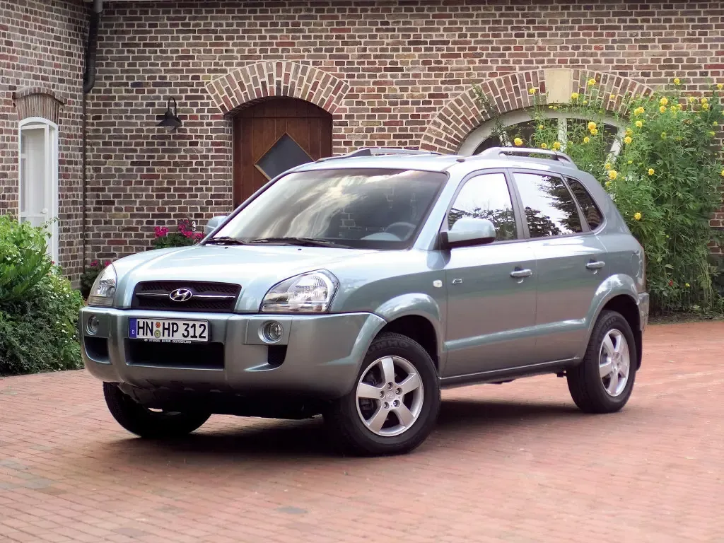 Hyundai Tucson 2004, джип/suv 5 дв., 1 поколение, JM (07.2004 - 08.2009)