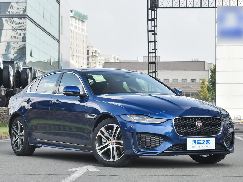 Jaguar XE рестайлинг 2019, седан, 1 поколение, X760 (11.2019 - н.в.)