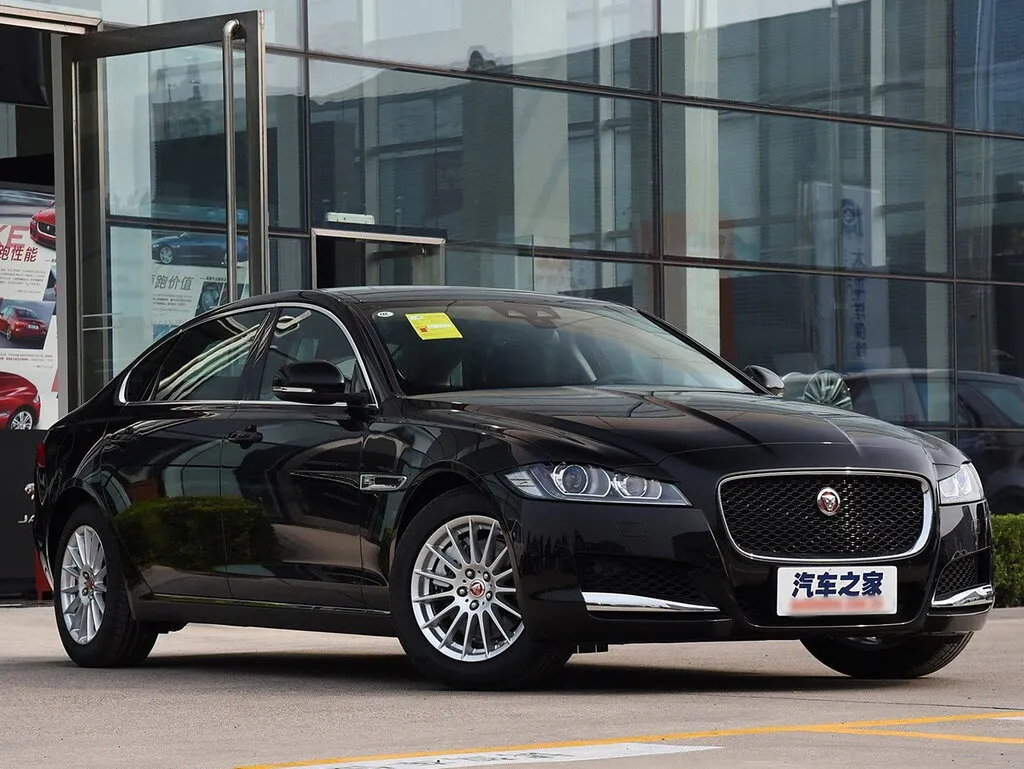 Jaguar XF 2016, седан, 2 поколение, X260 (08.2016 - 06.2021)